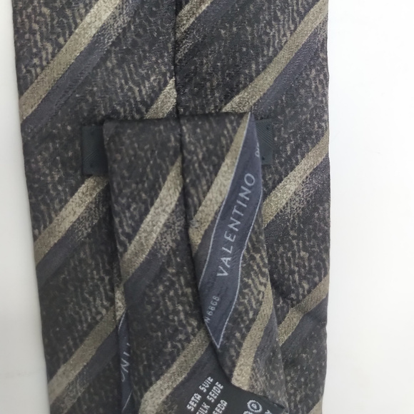 Valentino Men Tie - Picture 1 of 2